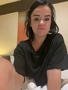 Snapshot of English-Chloe96 chatting on 11.06.25 English-Chloe96 online show from 11.06.25