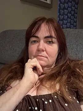 curvy-milf-abbie online show from 11.01.25