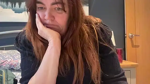 curvy-milf-abbie online show from 02.03.26