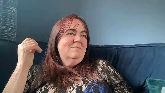 Snapshot of curvy-milf-abbie chatting on 05.16.26 curvy-milf-abbie online show from 05.16.26