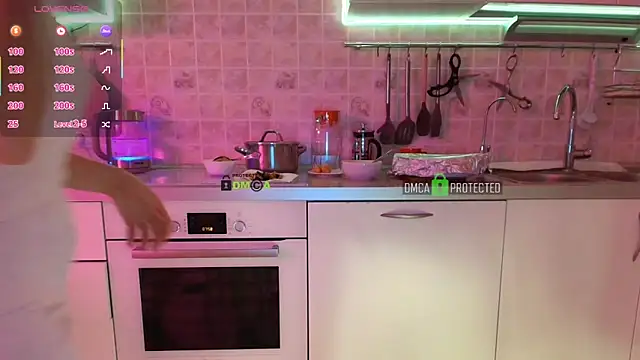 MilfeaN online show from 10.14.25