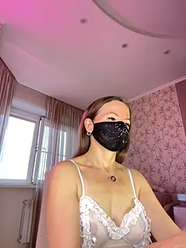 MilfeaN online show from 11.04.25