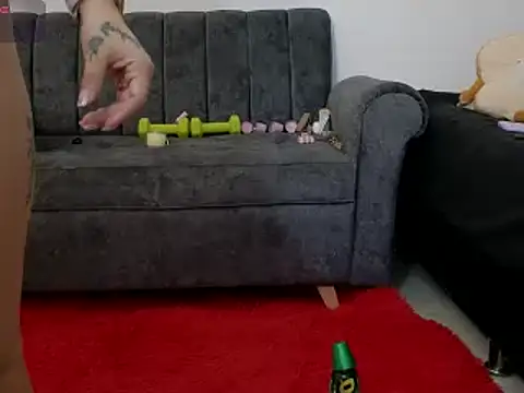 Snapshot of Katt_BDSM chatting on 01.18.25 Katt BDSM online show from 01.18.25