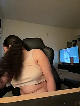 Snapshot of ladylavish chatting on 03.14.25 ladylavish online show from 03.14.25