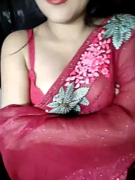 Snapshot of karishma chatting on 01.21.25 karishma online show from 01.21.25