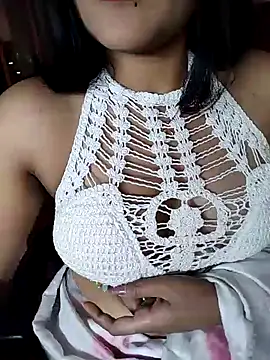 Snapshot of karishma chatting on 02.04.25 karishma online show from 02.04.25