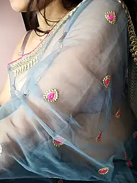 Snapshot of karishma chatting on 02.23.25 karishma online show from 02.23.25