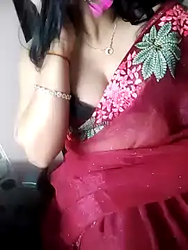 Snapshot of karishma chatting on 03.18.25 karishma online show from 03.18.25