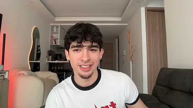 Snapshot of zenn_rush1 chatting on 11.08.25 zenn rush1 online show from 11.08.25