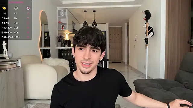 Snapshot of zenn_rush1 chatting on 11.19.25 zenn rush1 online show from 11.19.25