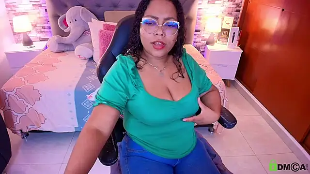 italy   boobs online show from 02.03.26