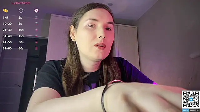 Maria Bowie online show from 03.06.26