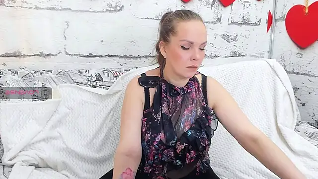 fiery stella online show from 03.16.25