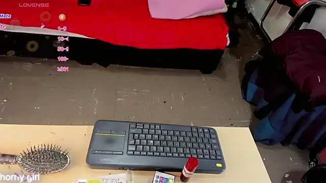 Gabyqueen70 online show from 02.18.26