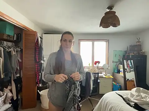 MissSwitch online show from 02.01.25