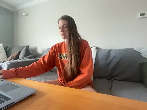 MissSwitch online show from 10.23.25