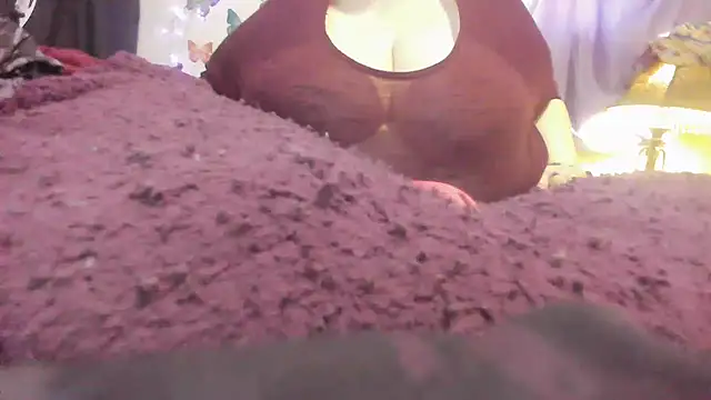 Snapshot of Alli_Kat chatting on 02.19.25 Alli Kat online show from 02.19.25