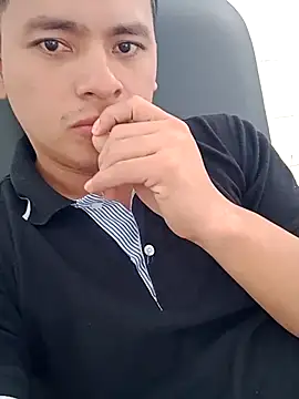 Snapshot of Jesus28hot chatting on 12.18.25 Jesus28hot online show from 12.18.25