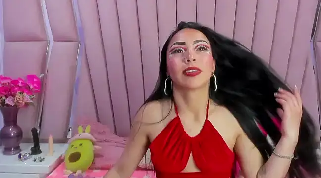 nathalia pink online show from 12.12.24