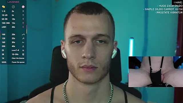 Snapshot of mickeypict chatting on 02.26.25 mickeypict online show from 02.26.25