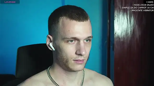 Snapshot of mickeypict chatting on 02.26.25 mickeypict online show from 02.26.25