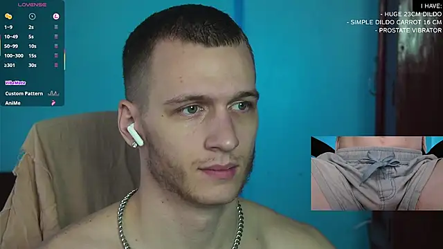 Snapshot of mickeypict chatting on 03.01.25 mickeypict online show from 03.01.25