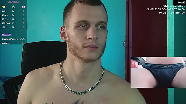 Snapshot of mickeypict chatting on 03.02.25 mickeypict online show from 03.02.25