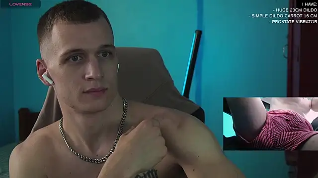 Snapshot of mickeypict chatting on 03.07.25 mickeypict online show from 03.07.25