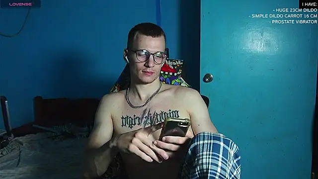 Snapshot of mickeypict chatting on 03.14.25 mickeypict online show from 03.14.25