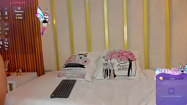 Snapshot of love_mommy chatting on 02.24.25 love mommy online show from 02.24.25