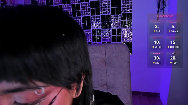 Snapshot of sweet_Samx chatting on 09.23.25 sweet Samx online show from 09.23.25