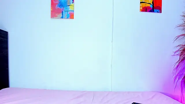 Snapshot of AnnieSofiia chatting on 09.21.25 AnnieSofiia online show from 09.21.25