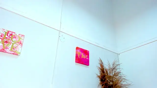 Snapshot of AnnieSofiia chatting on 10.06.25 AnnieSofiia online show from 10.06.25