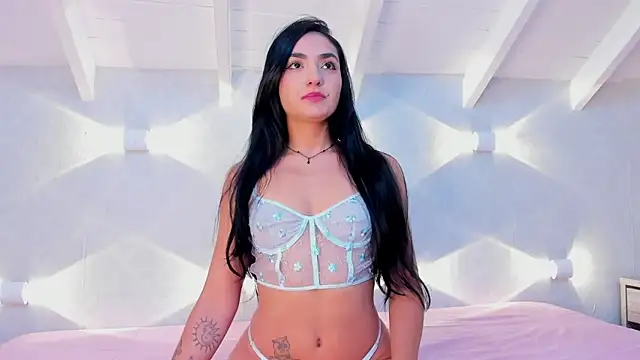 Snapshot of AnnieSofiia chatting on 10.27.25 AnnieSofiia online show from 10.27.25