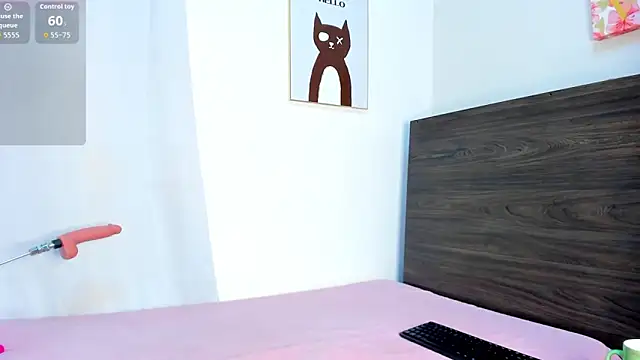 Snapshot of AnnieSofiia chatting on 11.18.25 AnnieSofiia online show from 11.18.25