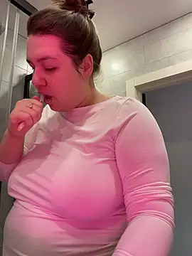 SuzieMurray online show from 02.04.26