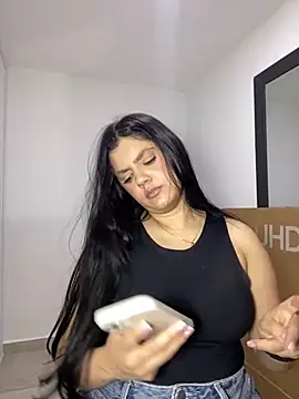 kimberlyhills1 online show from 12.02.25