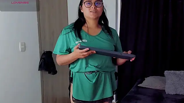 lorymoon online show from 12.02.24