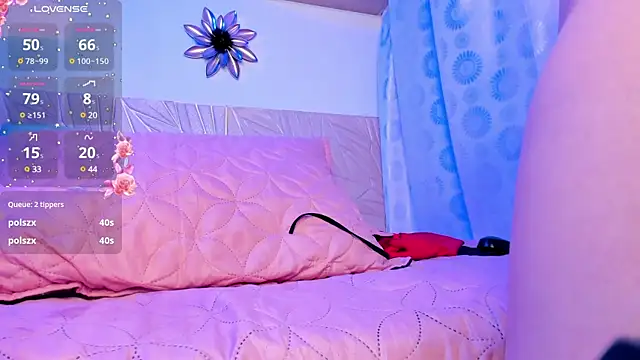 Snapshot of ZaraWest chatting on 03.09.25 ZaraWest online show from 03.09.25