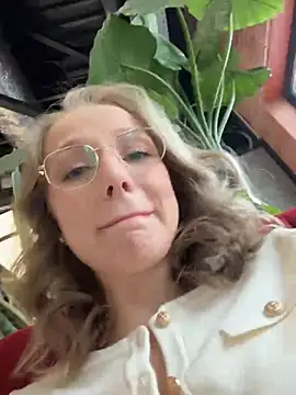 CaseyStar online show from 03.20.25