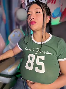 Im Little online show from 01.19.26