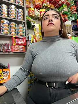 Snapshot of Tatiana_O chatting on 11.01.25 Tatiana O online show from 11.01.25