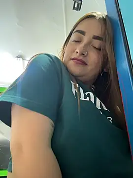 Snapshot of Tatiana_O chatting on 11.02.25 Tatiana O online show from 11.02.25