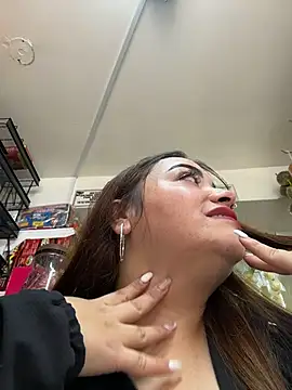 Snapshot of Tatiana_O chatting on 11.06.25 Tatiana O online show from 11.06.25