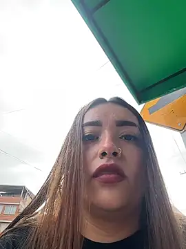 Snapshot of Tatiana_O chatting on 11.28.25 Tatiana O online show from 11.28.25