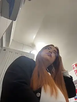 Snapshot of Tatiana_O chatting on 02.18.26 Tatiana O online show from 02.18.26