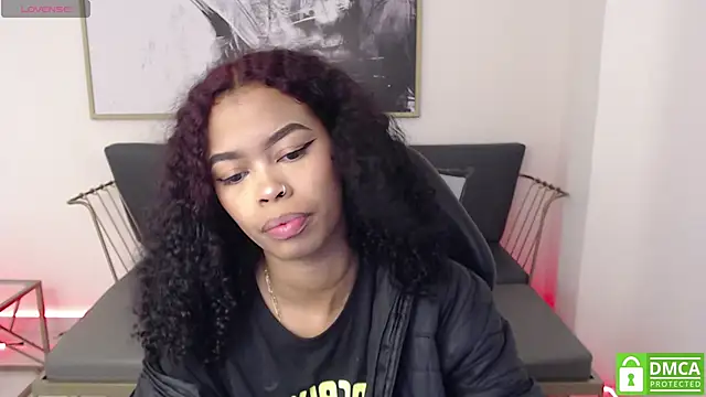 Shenna brunette  online show from 12.30.24