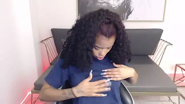 Shenna brunette  online show from 01.02.25