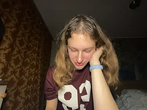 Snapshot of Eva_Angel3 chatting on 11.03.25 Eva Angel3 online show from 11.03.25