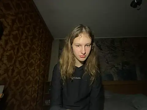 Snapshot of Eva_Angel3 chatting on 11.06.25 Eva Angel3 online show from 11.06.25